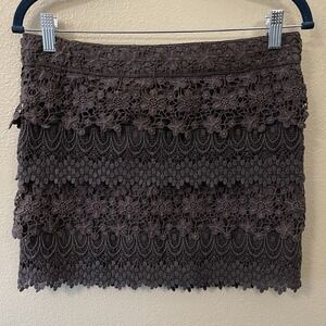 American Eagle Crochet Lace Mini Skirt Gray Zipper Lined Boho Y2K Festival Sz 4